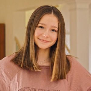 Meet your Posher, Caroline